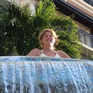 Meet your Posher, Guylaine